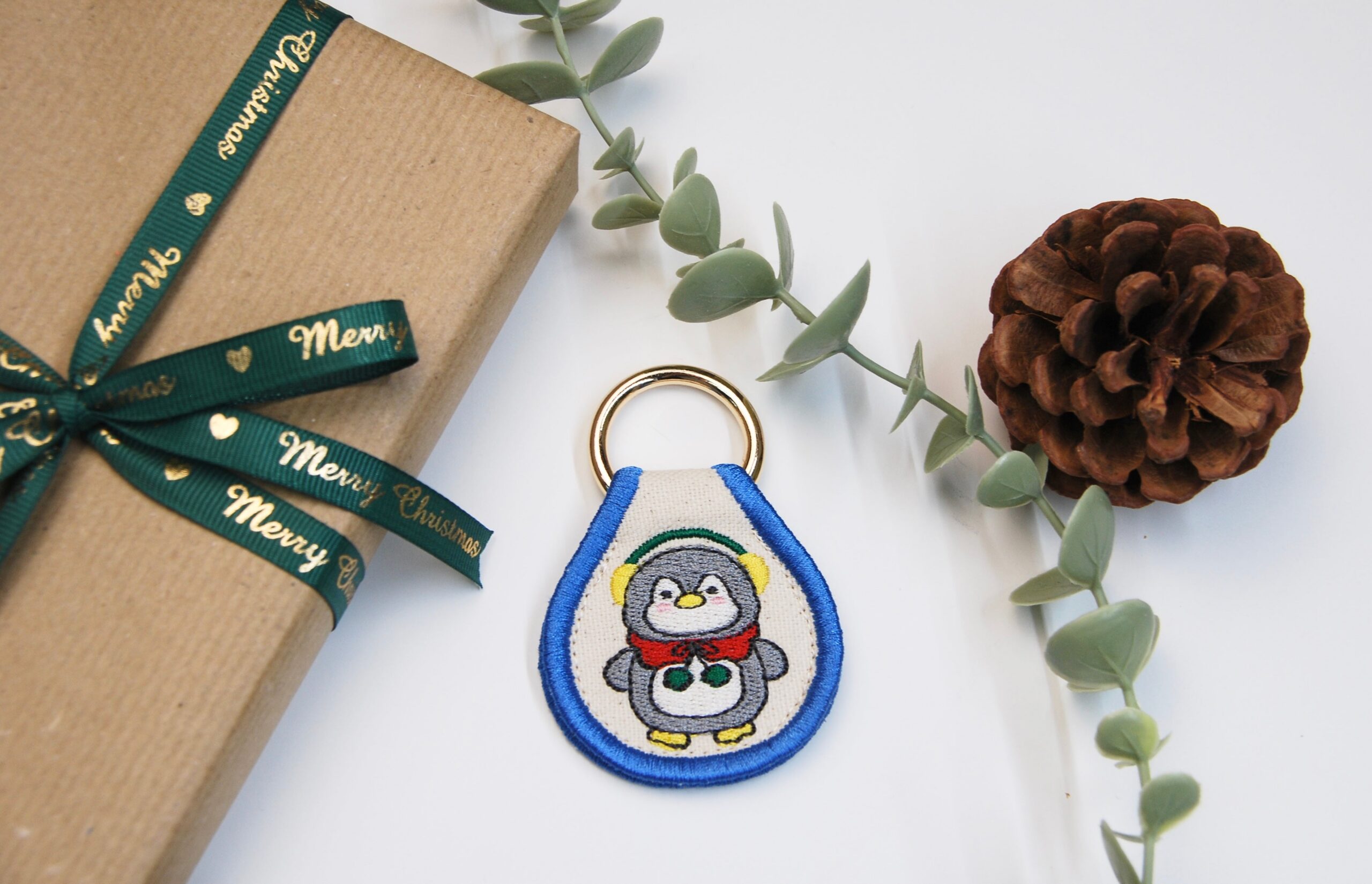 DSC_0398 Jolly Penguin - Image 1